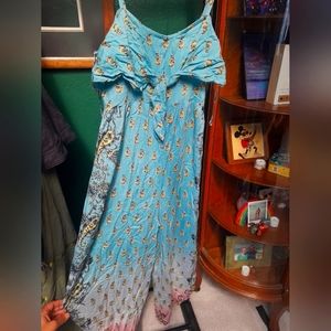 Angie floral jumpsuit size M, New with tags